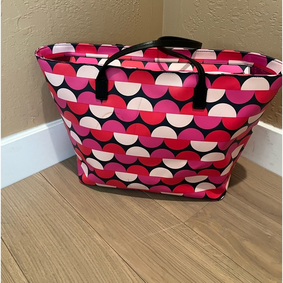 Kate Spade ♠️ Shore Street Margareta Tote - Picture 2 of 8